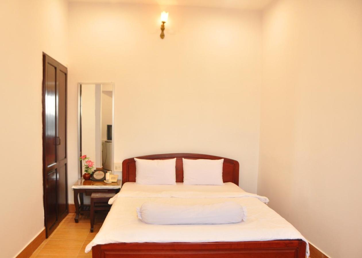 Du Hung 1 Hotel Hà Tiên Chambre photo